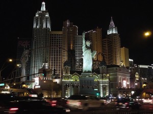 1024px-New_York_New_York_Hotel_and_Casino_at_Night